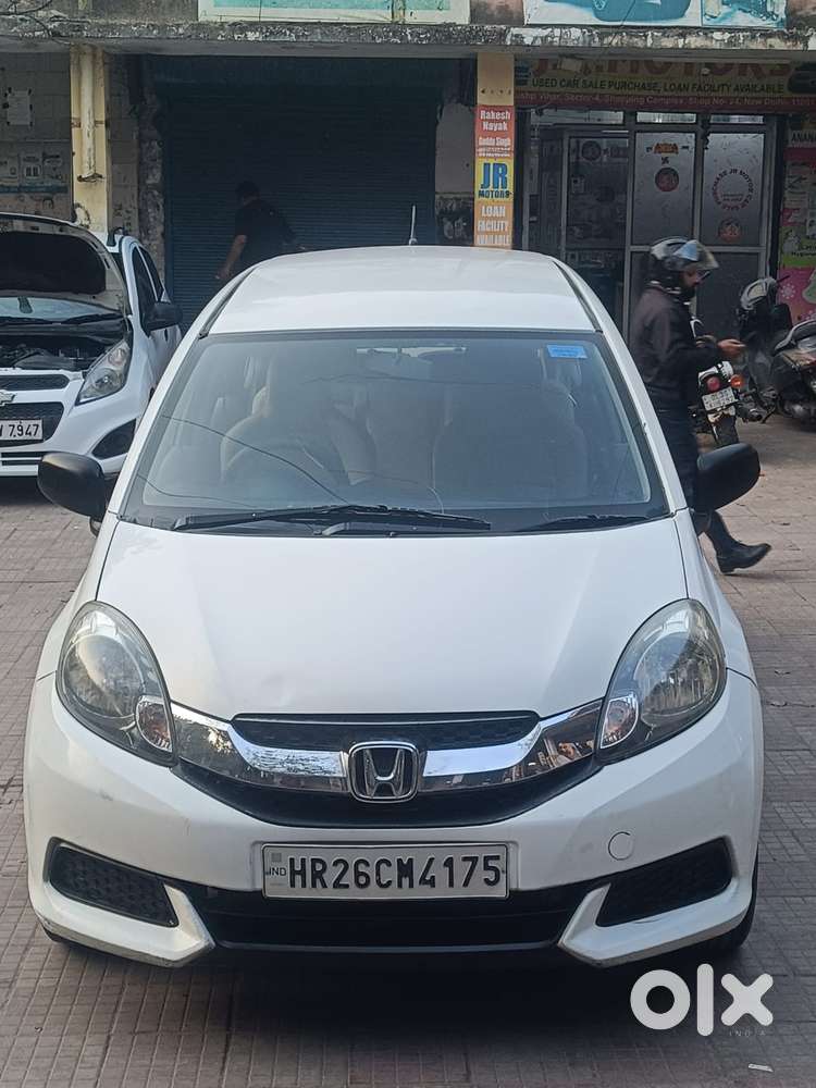 Honda Mobilio 1.5 S I-vtec Mt, 2015, Petrol