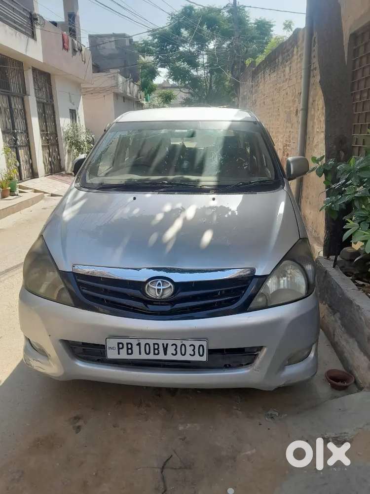 Toyota Innova 2006