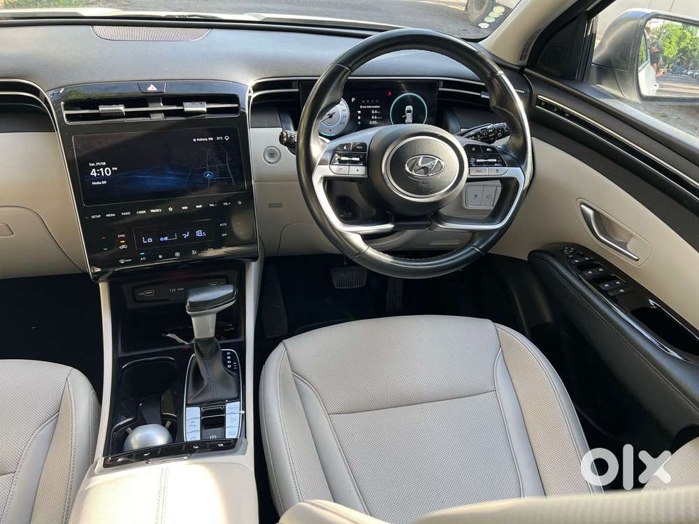 Hyundai Tucson 2.0 Signature 4wd Diesel At Dual Tone, 2022, Diesel