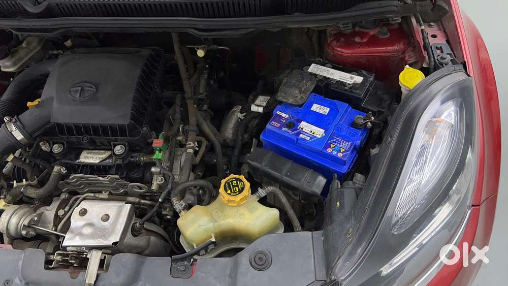 Tata Nexon 1.2 Revotron Xza Plus (o) Dual Tone, 2018, Petrol