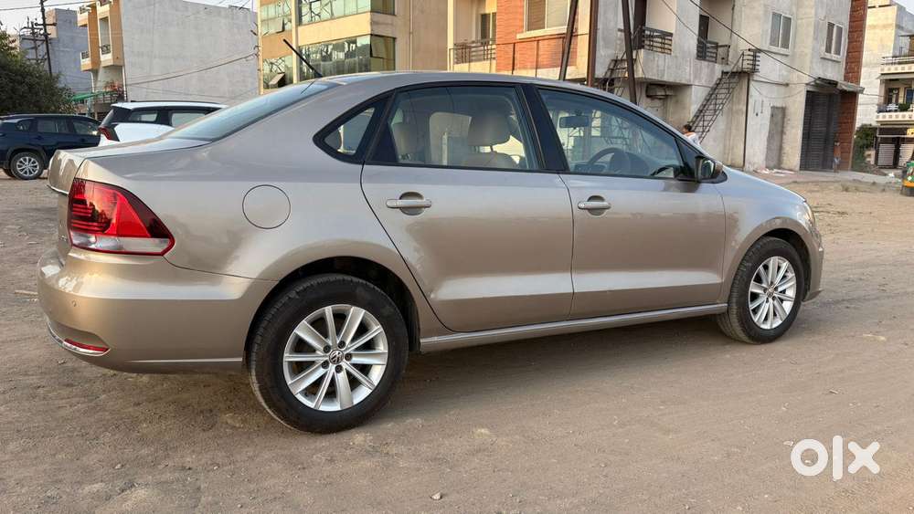 Volkswagen Vento 1.5 Tdi Highline At, 2015, Petrol
