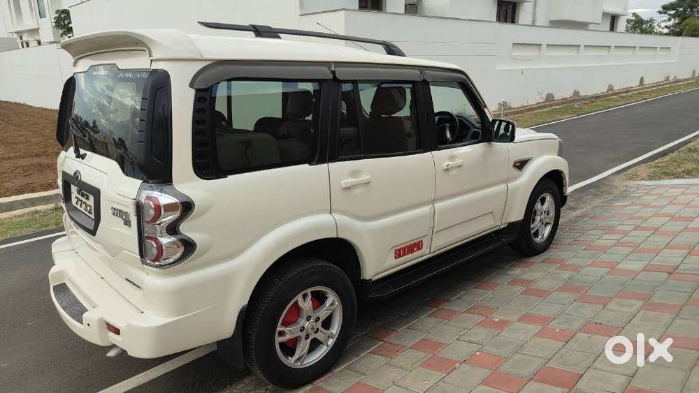 Mahindra Scorpio S10, 2018, Diesel
