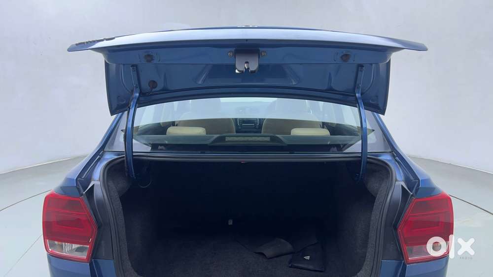 Volkswagen Ameo 1.2 Mpi Comfortline Plus, 2016, Petrol