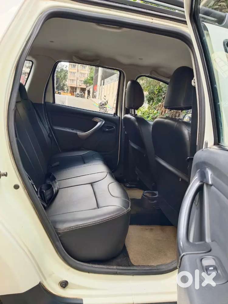 Renault Duster Petrol 2013
