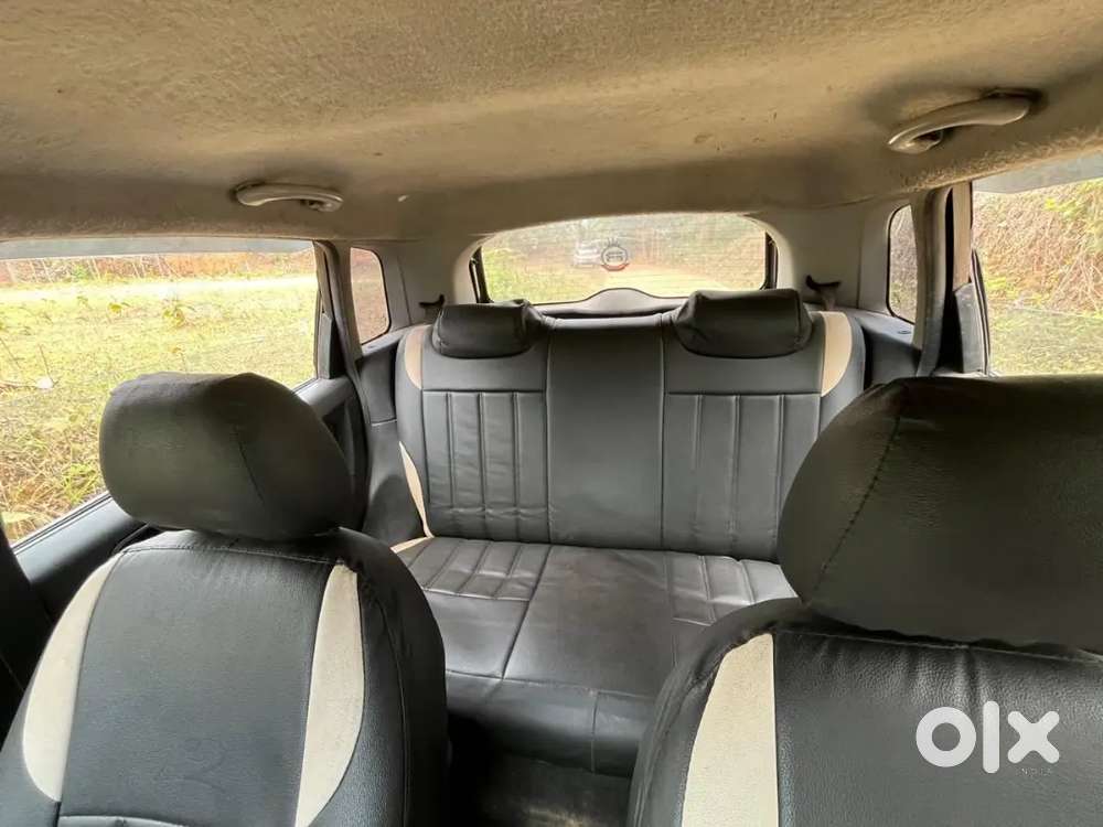 Ford Figo Petrol Zxi 2013