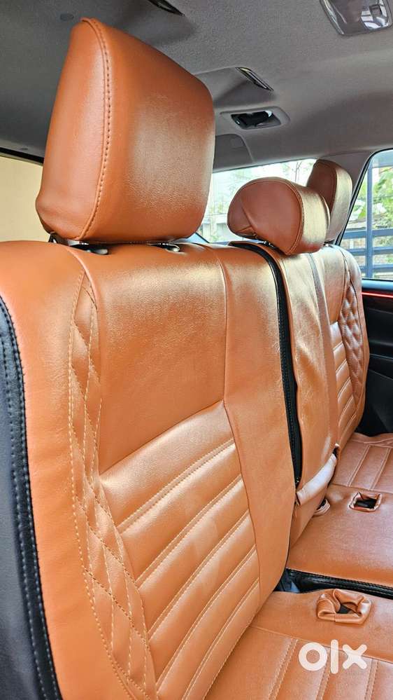 Toyota Innova Crysta 2.4 G Plus Mt 7 Str, 2023, Diesel