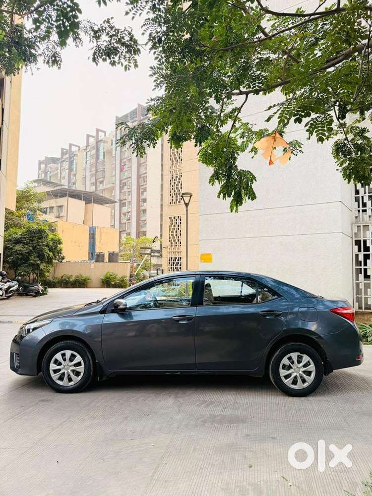 Toyota Petrol Car 2014