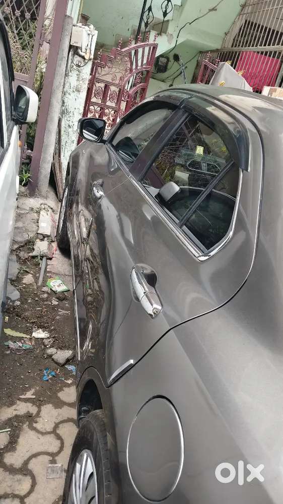 Maruti Suzuki Dzire 2018 Amt