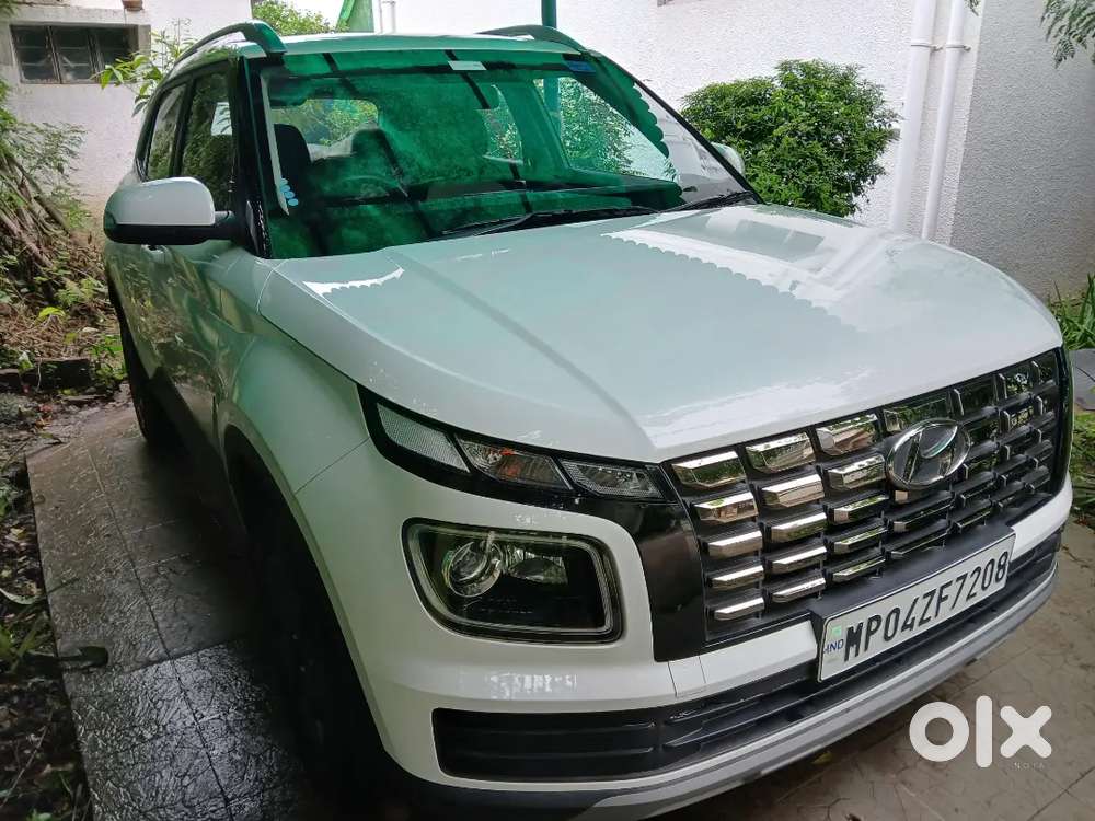 Hyundai Venue 2023 S (o) Petrol Manual, Nil Dep  Insurance, 35%ncb