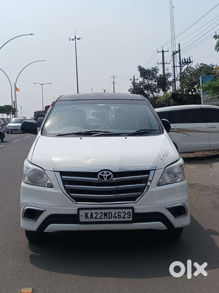 Toyota Innova 2009-2011 2.5 E 7 Str, 2008, Diesel