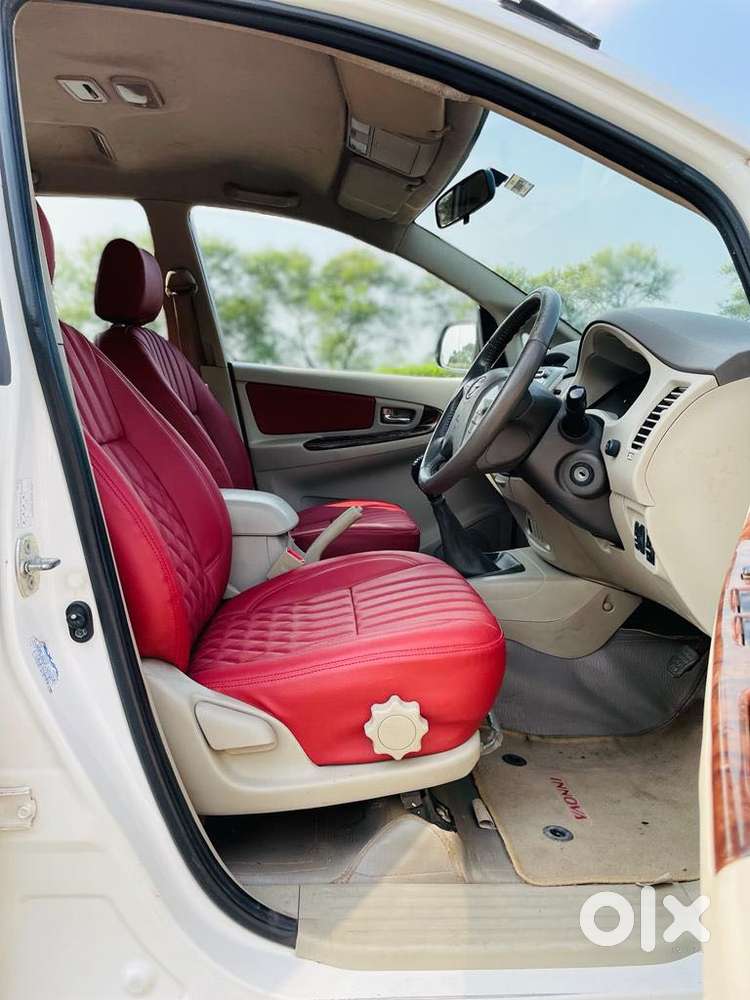 Toyota Innova 2.5 V 7 Str, 2013, Diesel