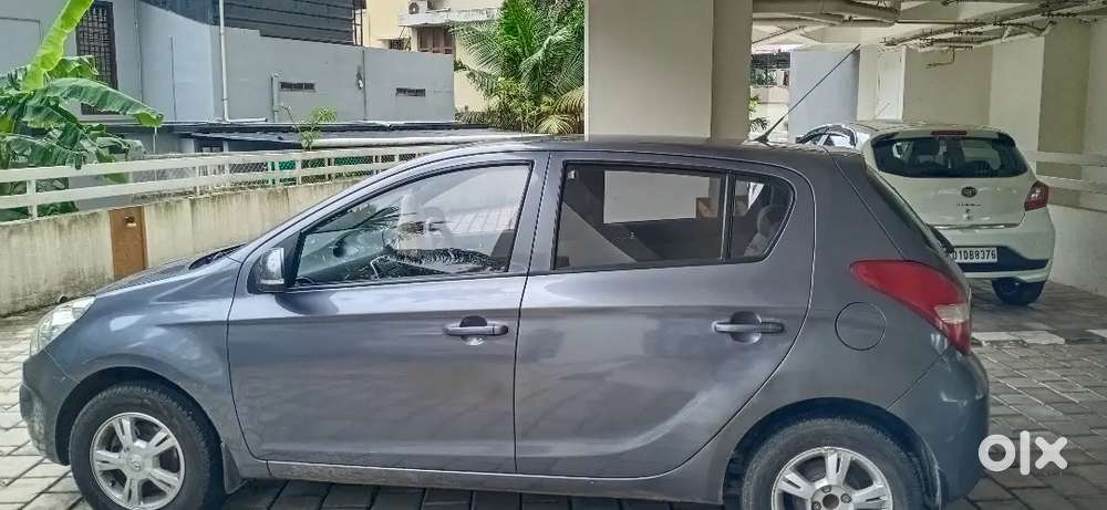 Hyundai I20 2011 Petrol 57000 Km Driven