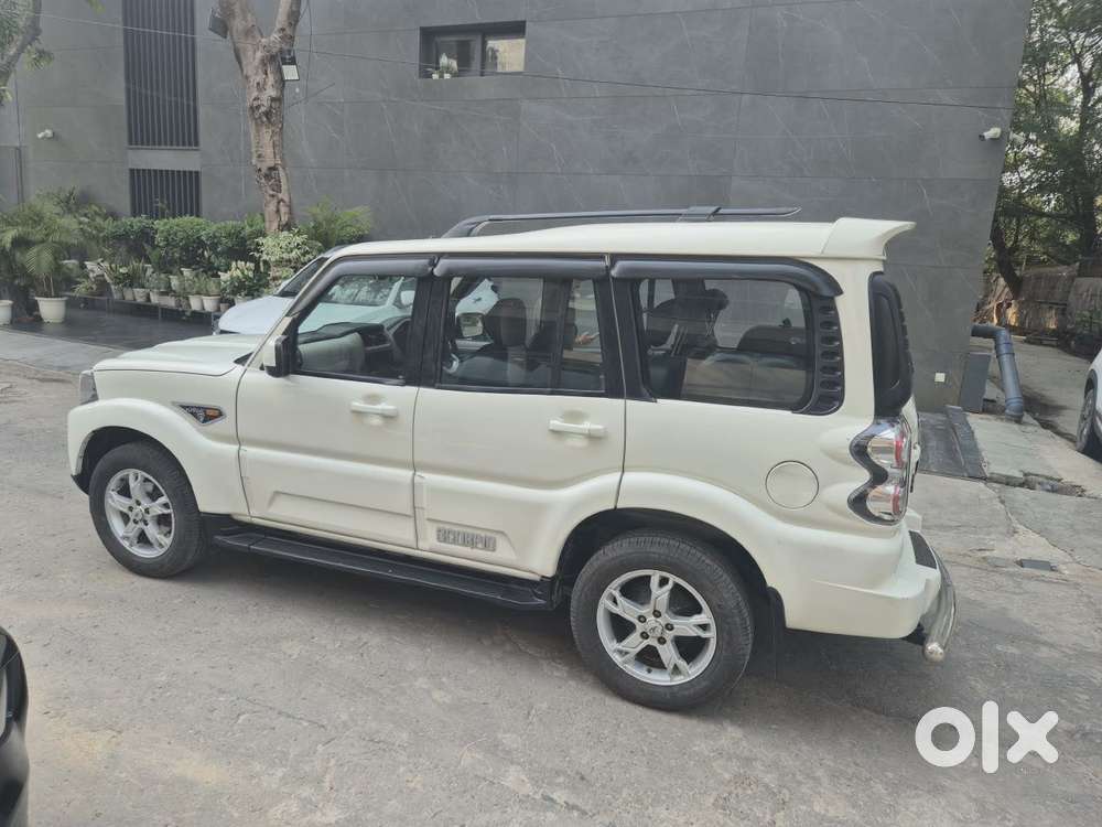 Mahindra Scorpio S10, 2017, Diesel