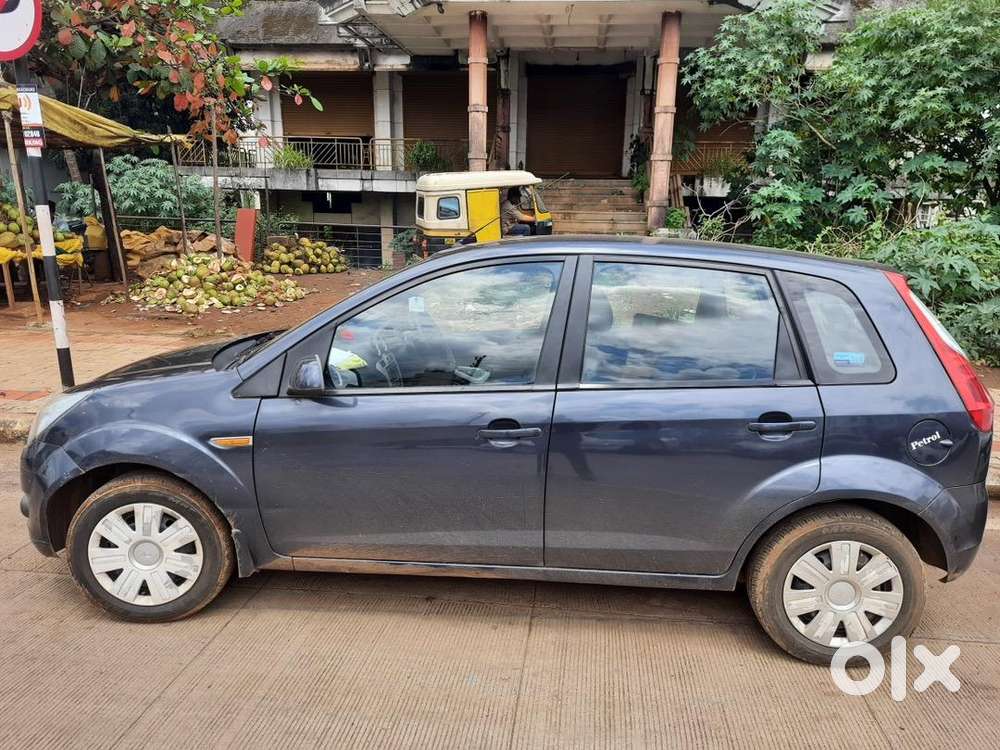 Ford Figo 2012 Petrol 135000 Km Driven