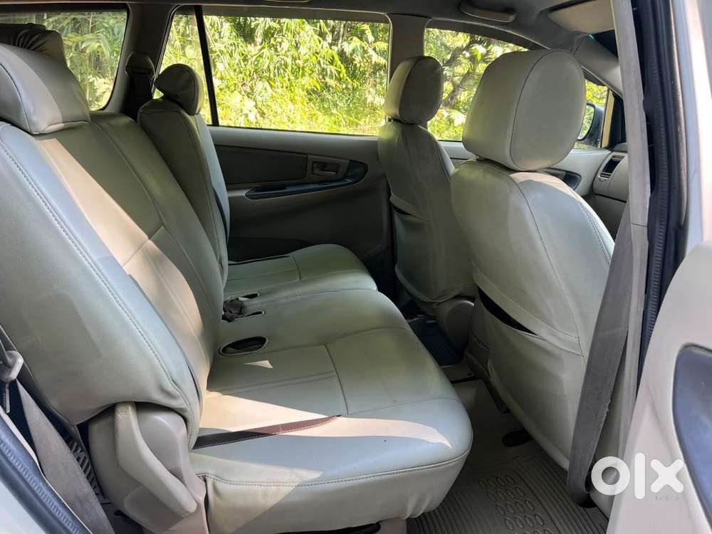 Toyota Innova 2.0 Vx 8 Str, 2009, Diesel