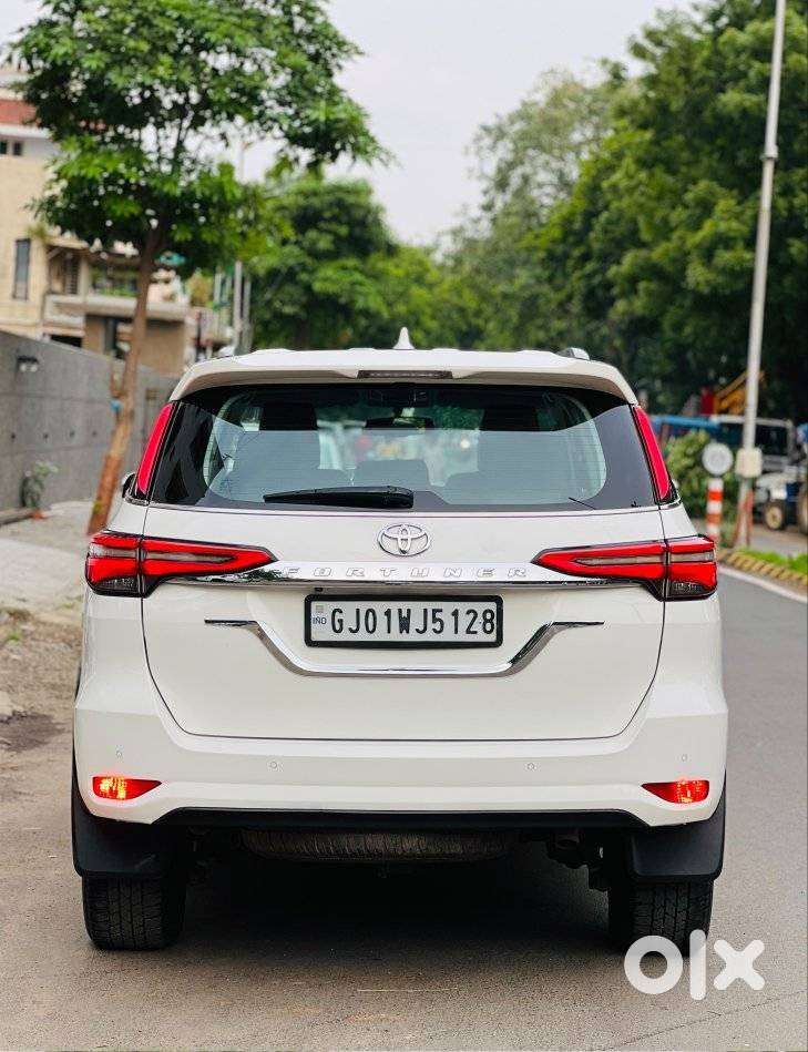 Toyota Fortuner 4x2 At 2.8 Diesel, 2022, Diesel