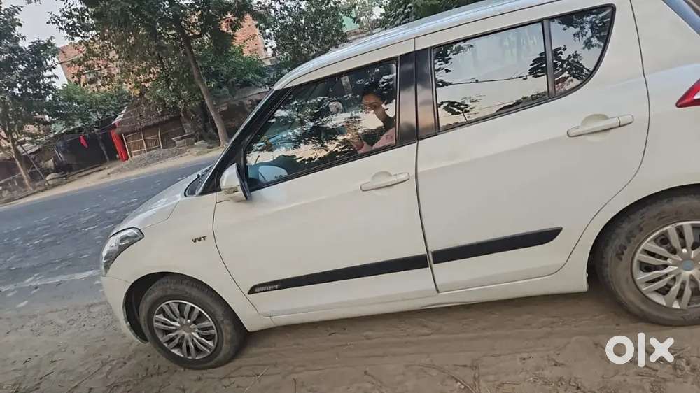 Maruti Suzuki Swift 2013 Petrol 60000 Km Driven