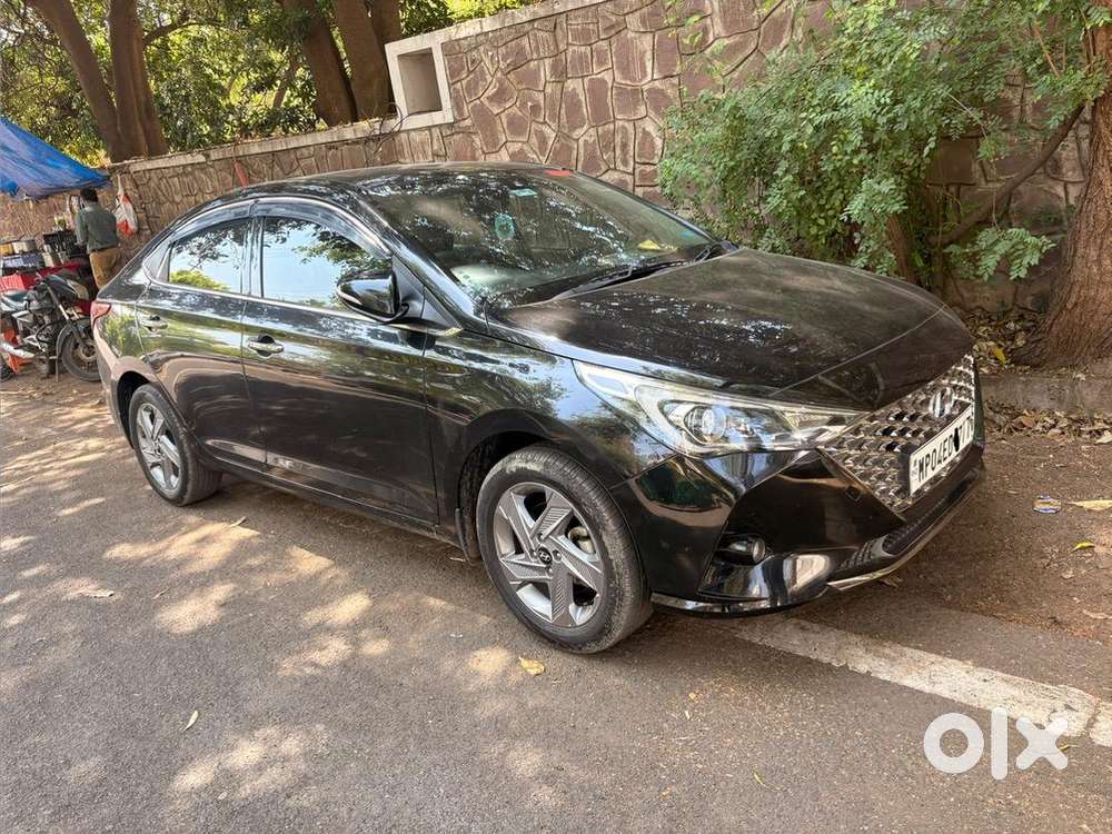 Hyundai Verna 2022 Diesel 39842 Km Driven