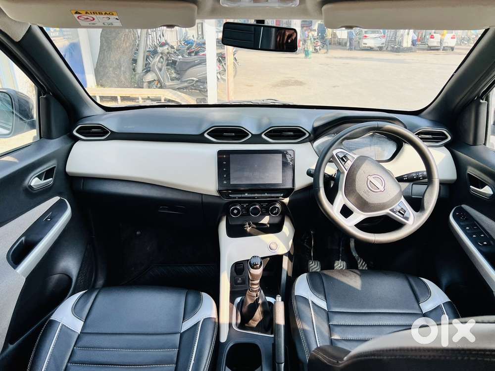 Nissan Magnite 1.0 Xv, 2021, Petrol