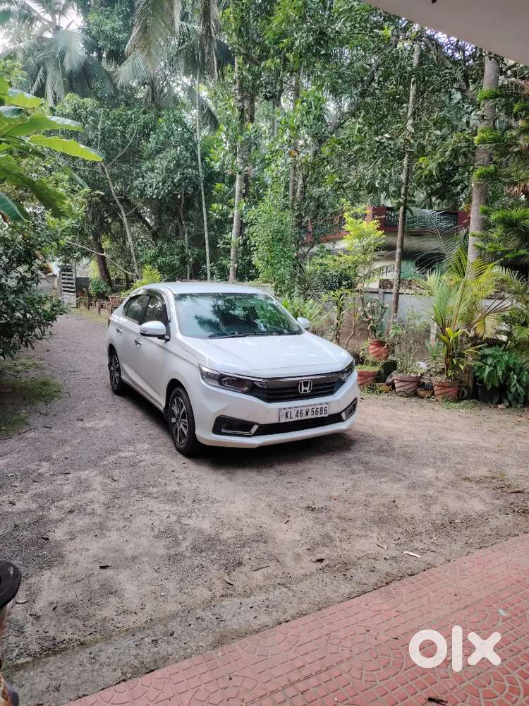 Good Condition Vehicle Full Company Service No Accident History