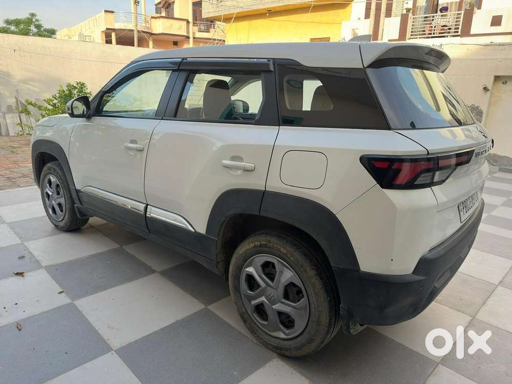 Maruti Suzuki Brezza 2023 Petrol Well Maintained