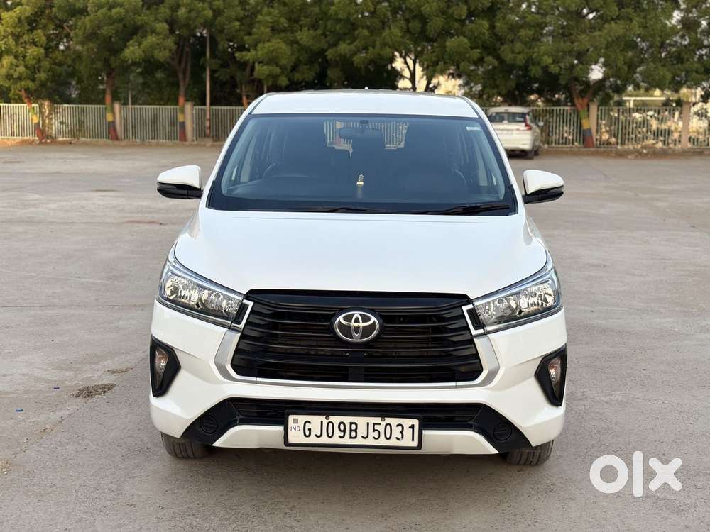 Toyota Innova Crysta 2.8 Gx At 8s, 2021, Diesel