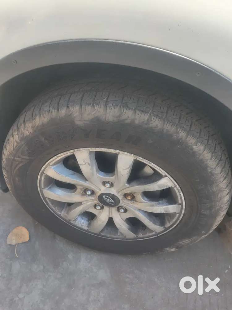 Mahindra Xuv500 2016 Diesel 90000 Km Driven