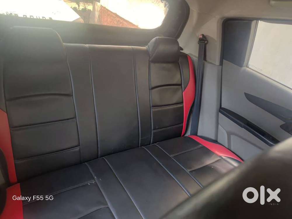 Mahindra Kuv 100 K4 Plus G80 Vehicle For Sale