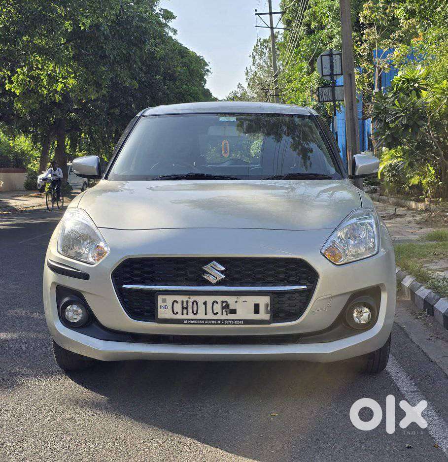 Maruti Suzuki Swift Vxi + Manual, 2023, Petrol