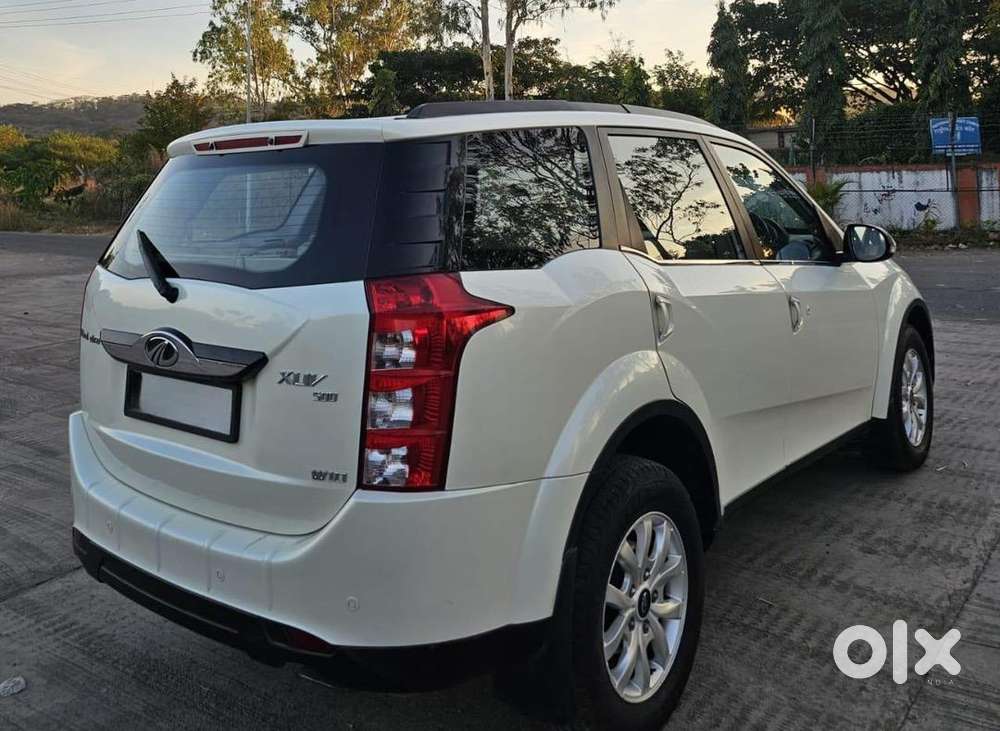 Xuv 500 W10
