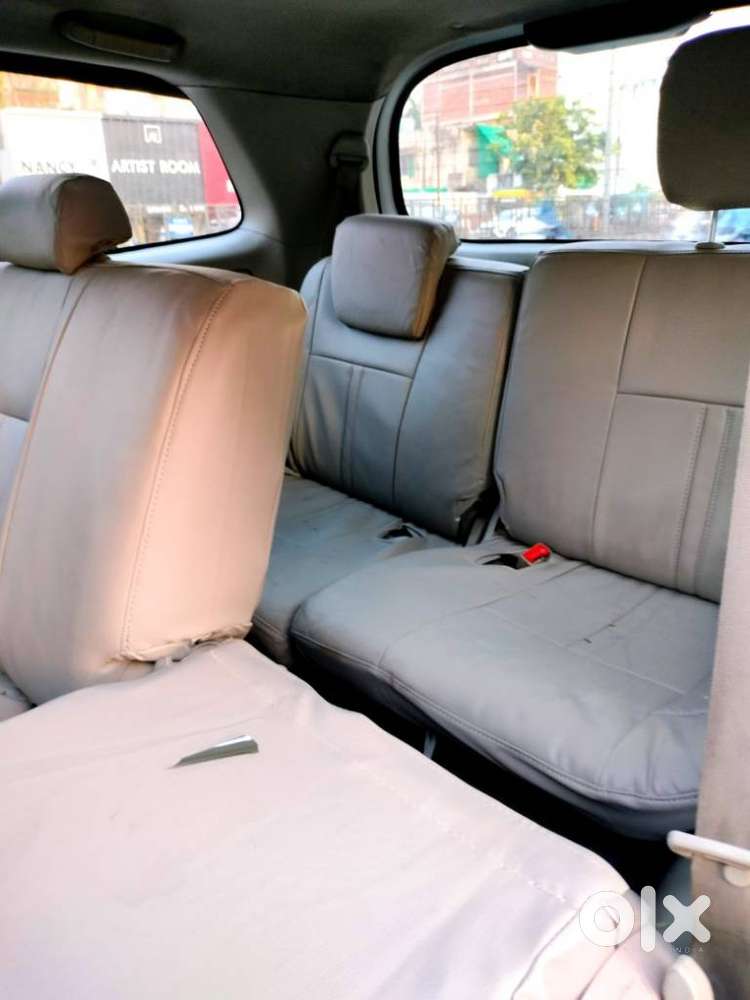 Toyota Innova 2.5 G (diesel) 8 Seater Bs Iv, 2013, Diesel