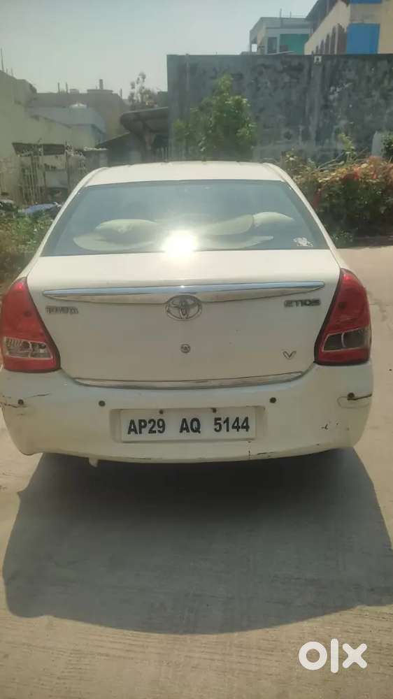 Toyota Etios 2011 Petrol 73384 Km Driven