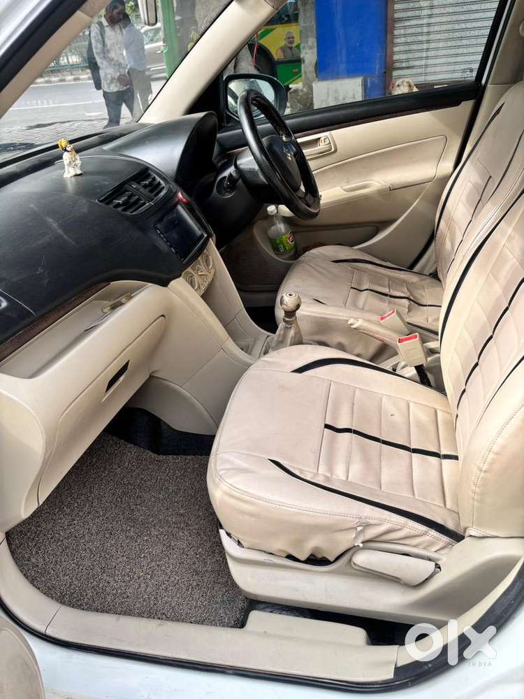 Maruti Suzuki Swift Dzire 2017 Petrol 185000 Km Driven