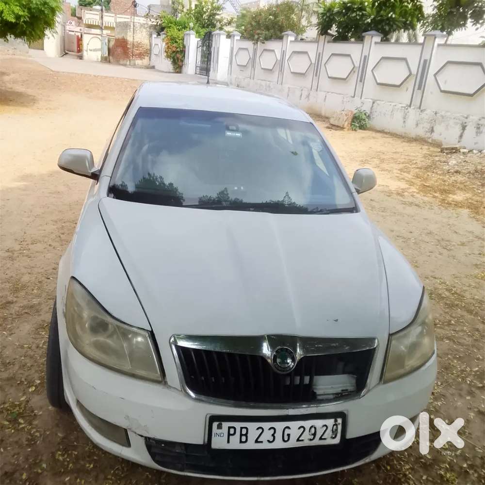 Skoda Laura 2.0 Elegance 2010 Diesel