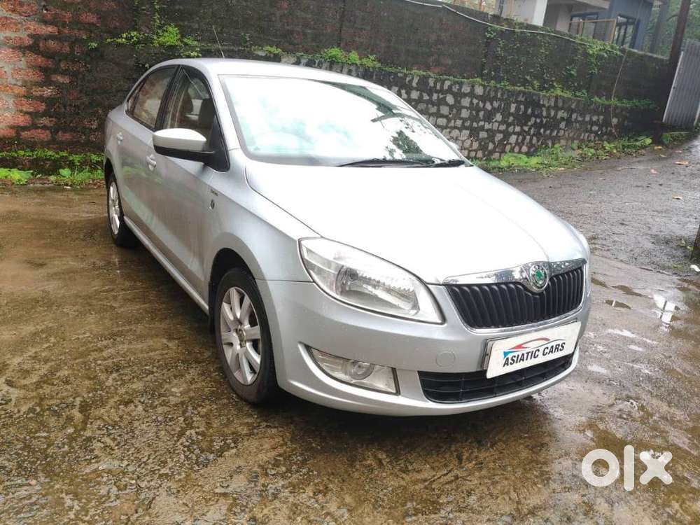 Skoda Rapid 1.6 Mpi Ambition Plus, 2013, Petrol