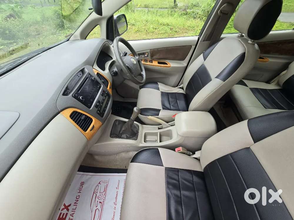 Toyota Innova Diesel 2011 Car