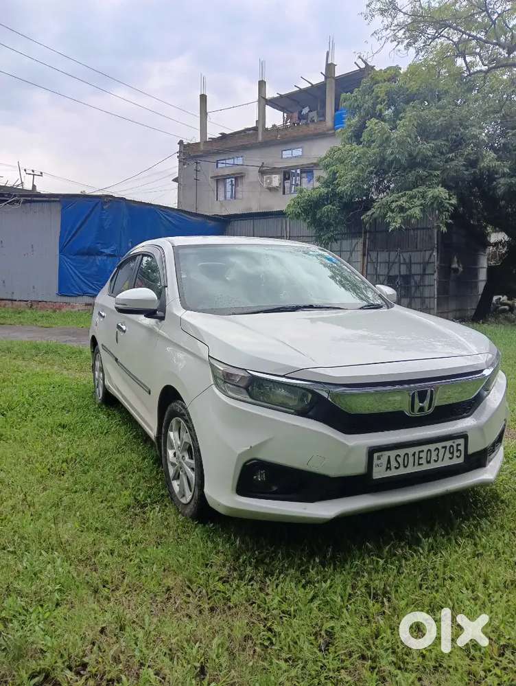 Top Model Car Honda Amaze Car , Platinum White