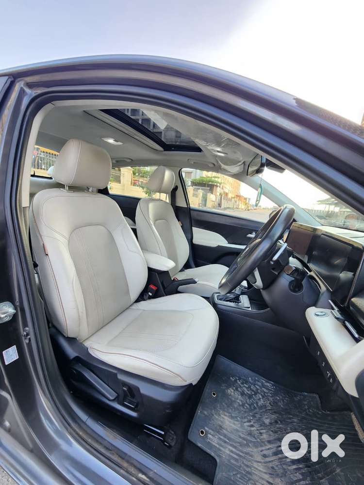 Hyundai Verna 1.5 Sx (o) Ivt, 2023, Petrol