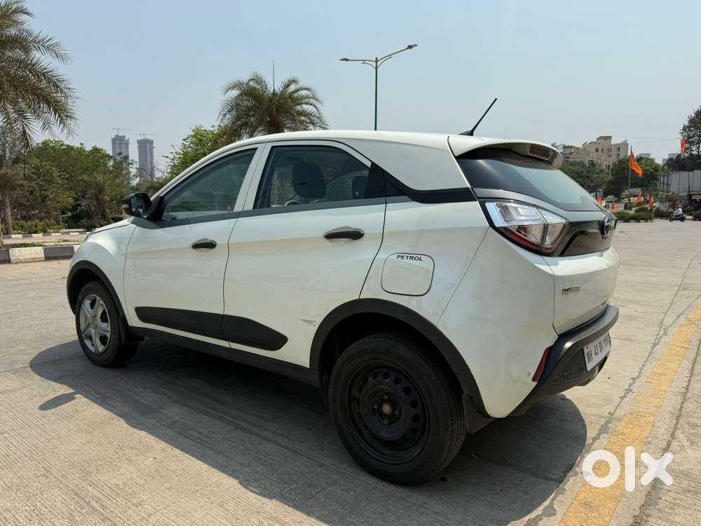 Tata Nexon 1.2 Revotron Xm, 2018, Petrol
