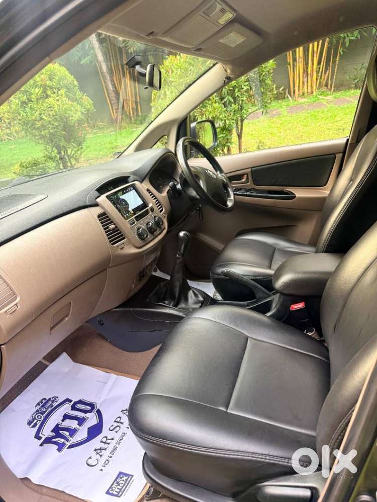 Toyota Innova 2.5 G (diesel) 7 Seater, 2016, Diesel