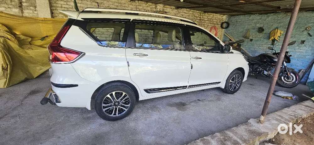 Maruti Suzuki Ertiga 2024 Petrol 670000 Km Driven