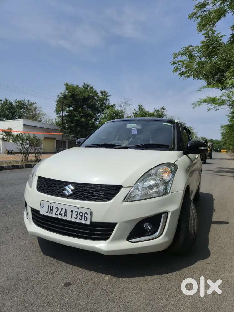 Maruti Suzuki Swift 2017 Petrol 67200 Km Driven