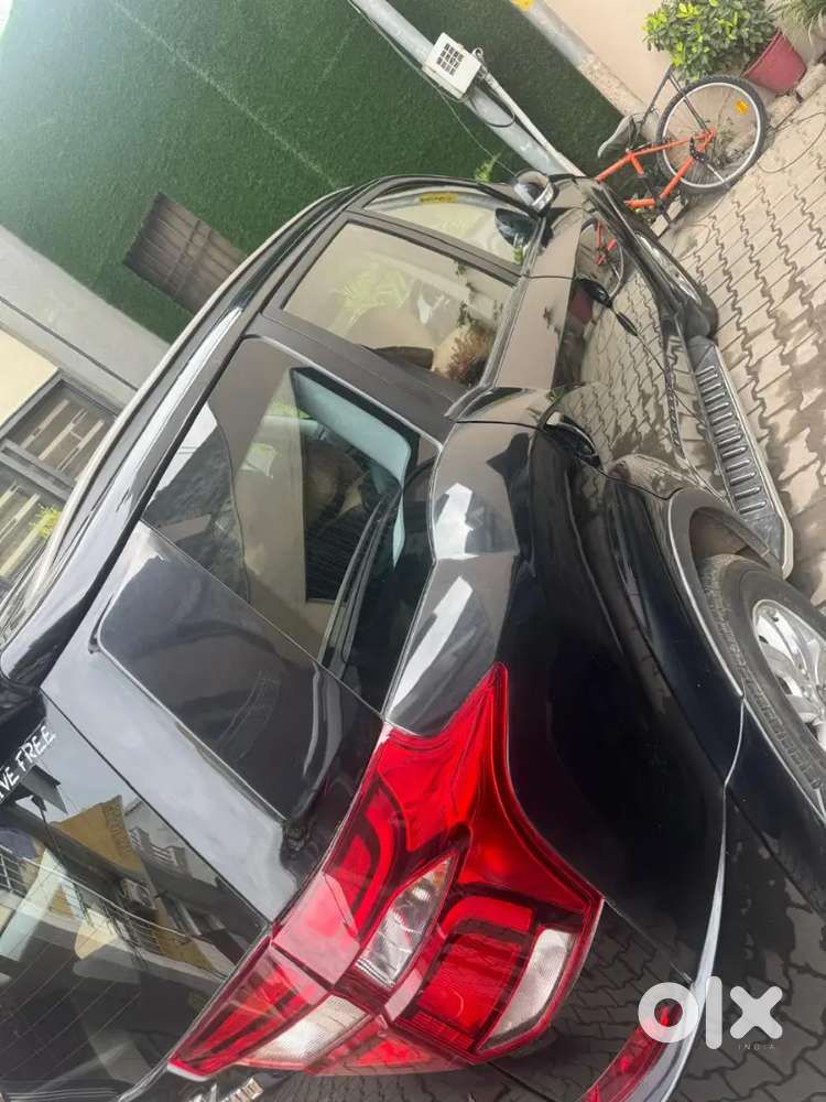 Mahindra Xuv500 2021 Diesel Well Maintained