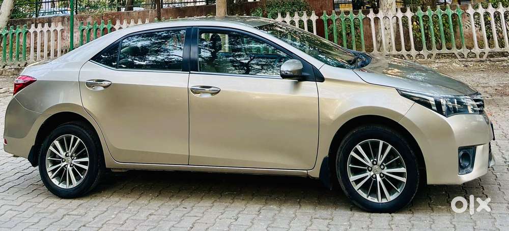 Toyota Corolla Altis 2013-2017 Vl At, 2016, Petrol