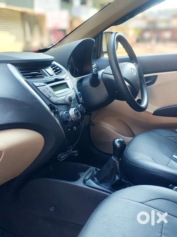 Hyundai Eon 2011 Petrol Well Maintained