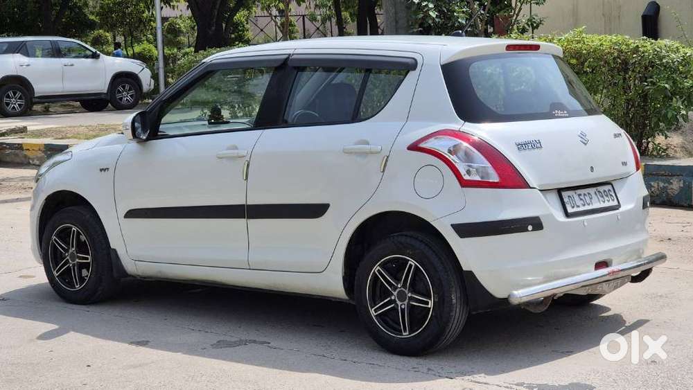 Maruti Suzuki Swift 1.2 Vxi (o), 2017, Petrol