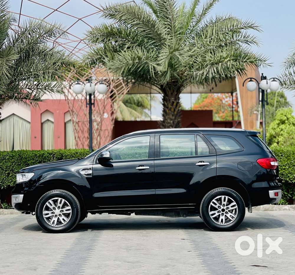 Ford Endeavour 3.2 Titanium At 4x4, 2016, Diesel