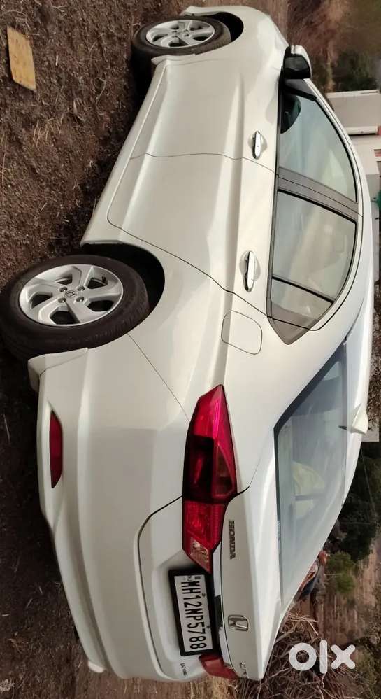 Showroom Condition 
Sunroof, Push Button Start
All New Tyers & Battery