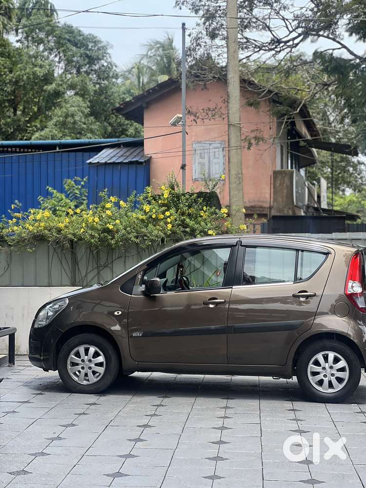 Maruti Suzuki Ritz Zxi, 2010, Petrol