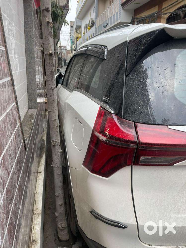 Mahindra Xuv700 2022 Car